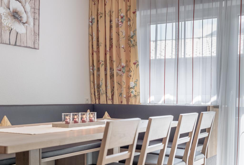 Ferienhaus Apart Sonnzeit سولدن الغرفة الصورة